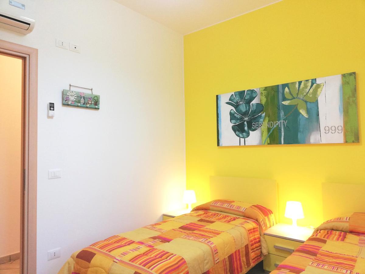 Capo d'Orlando Apartments Capo dʼOrlando Exterior foto